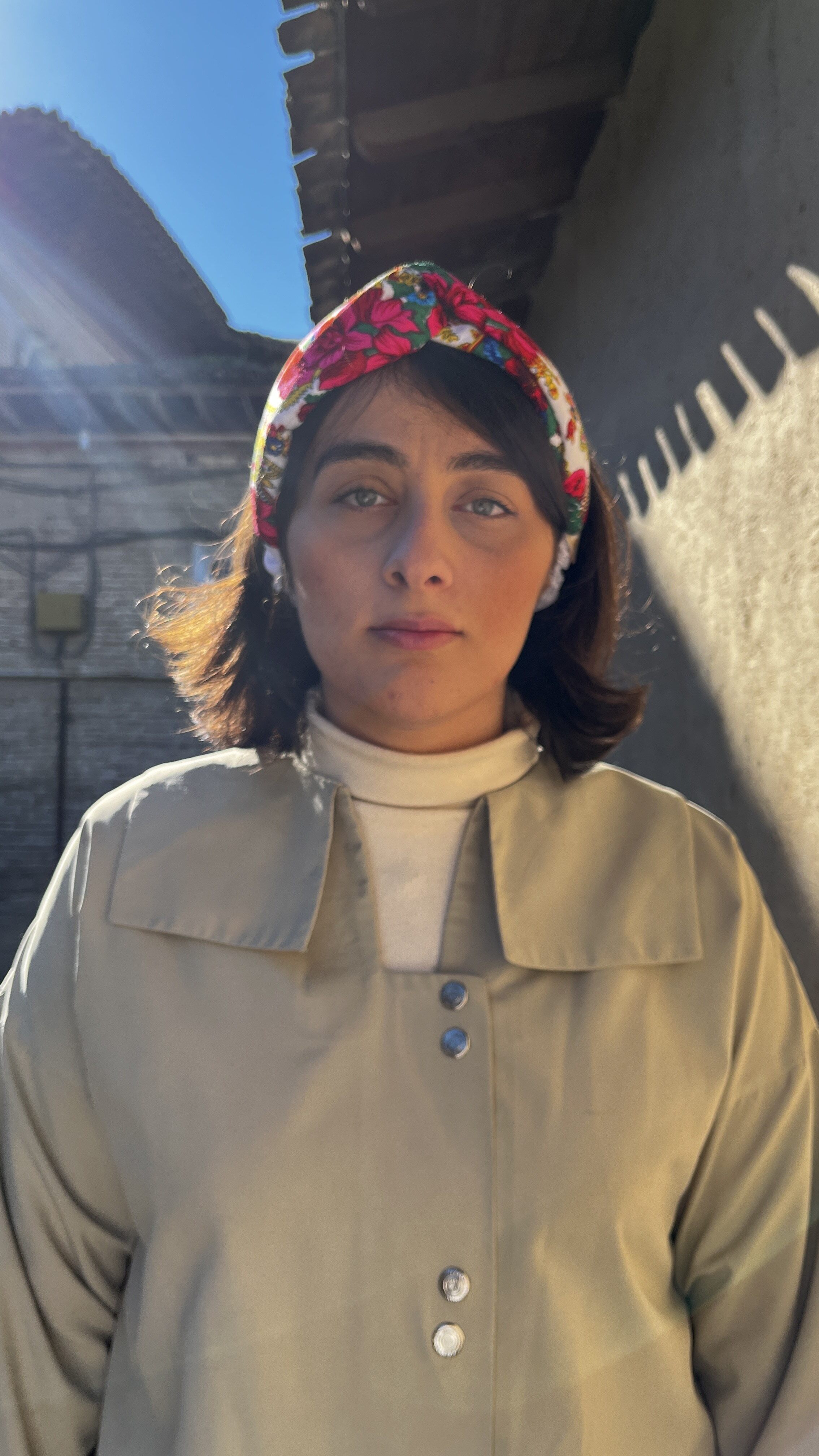 تل گنبد ترکیب گلهای ترکمن صحرا و بلندترین بنای گنبدی شکل جهان میل گنبد قابوس وشمگیر  